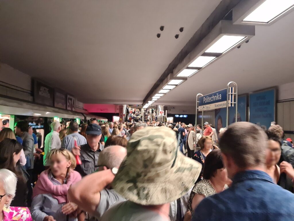 Metro stacja Politechnika